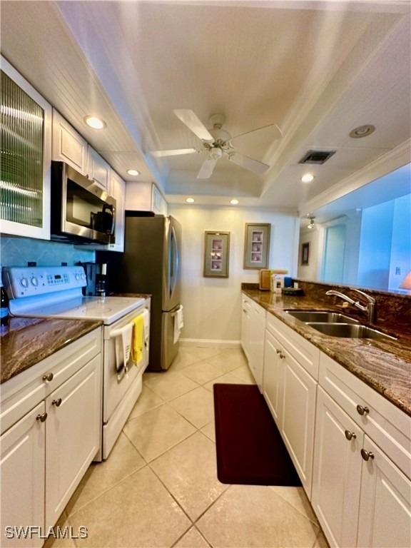 555 Park Shore Drive - Photo 4