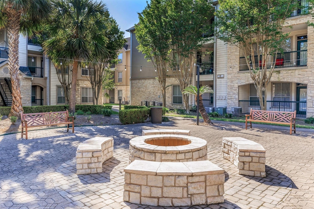 5510 S Rice Avenue - Photo 3