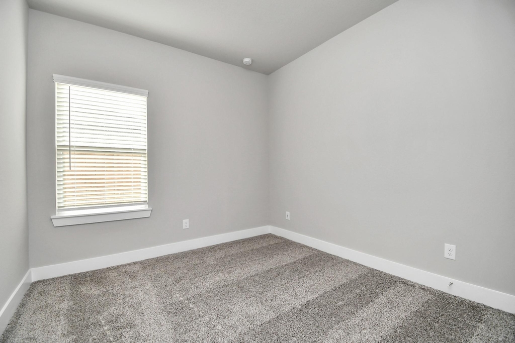 21030 Shore Oak Drive - Photo 11