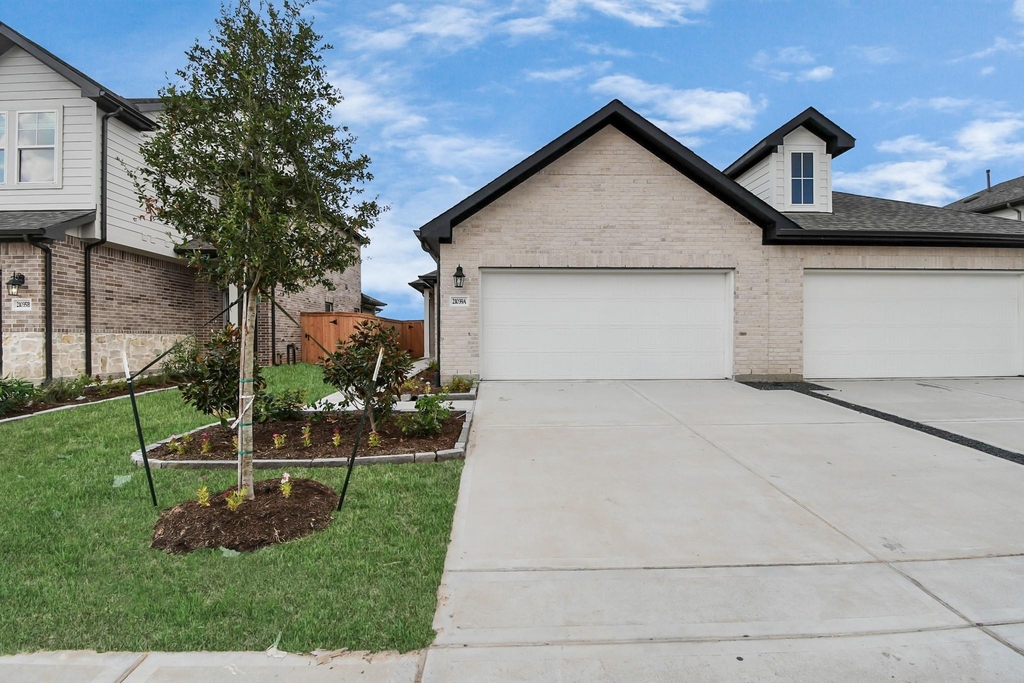 21030 Shore Oak Drive - Photo 0