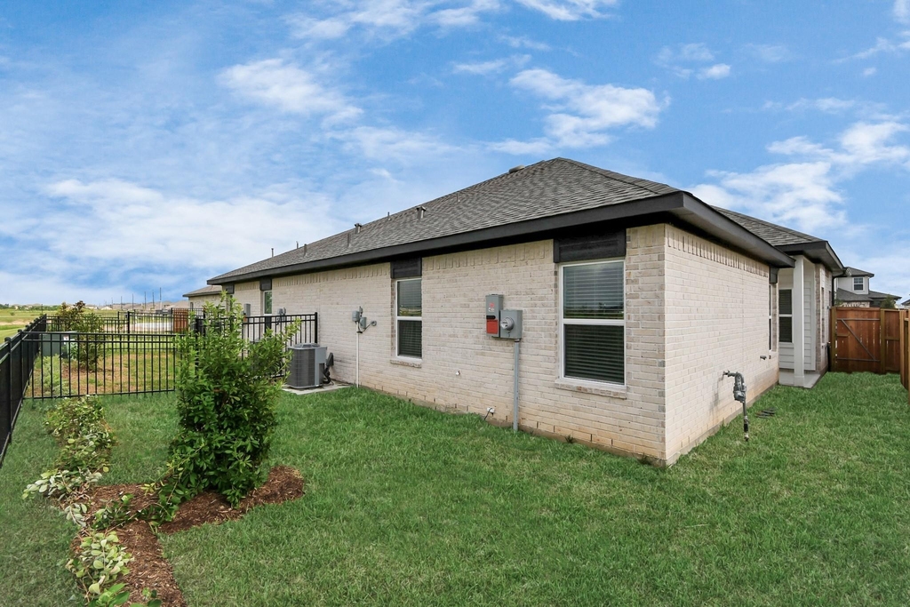 21030 Shore Oak Drive - Photo 6