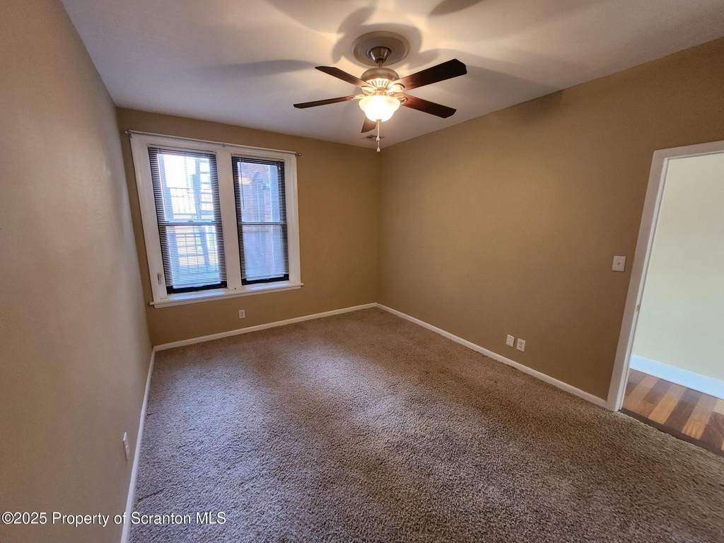 98 N Franklin Street - Photo 13
