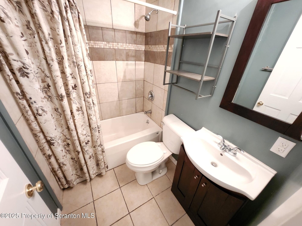 98 N Franklin Street - Photo 16