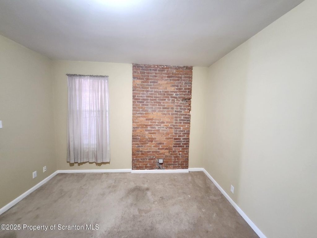 98 N Franklin Street - Photo 17