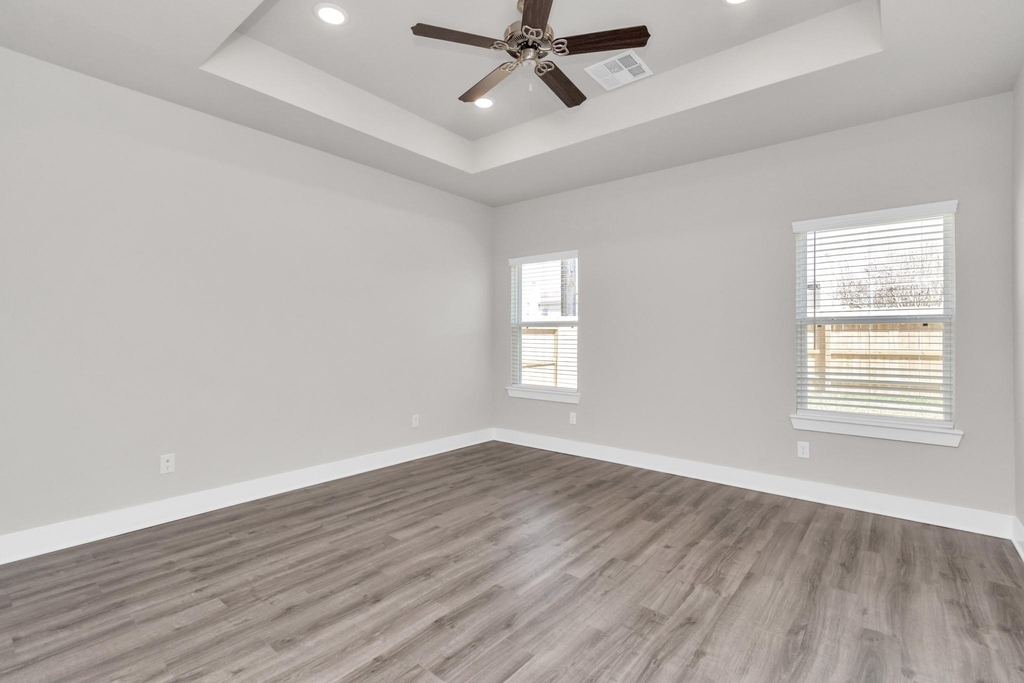 21003 Bay Village Drive - Photo 7