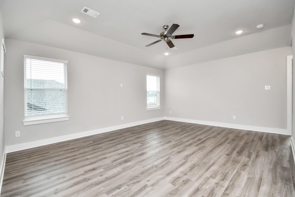 21047 Bay Village Drive - Photo 9