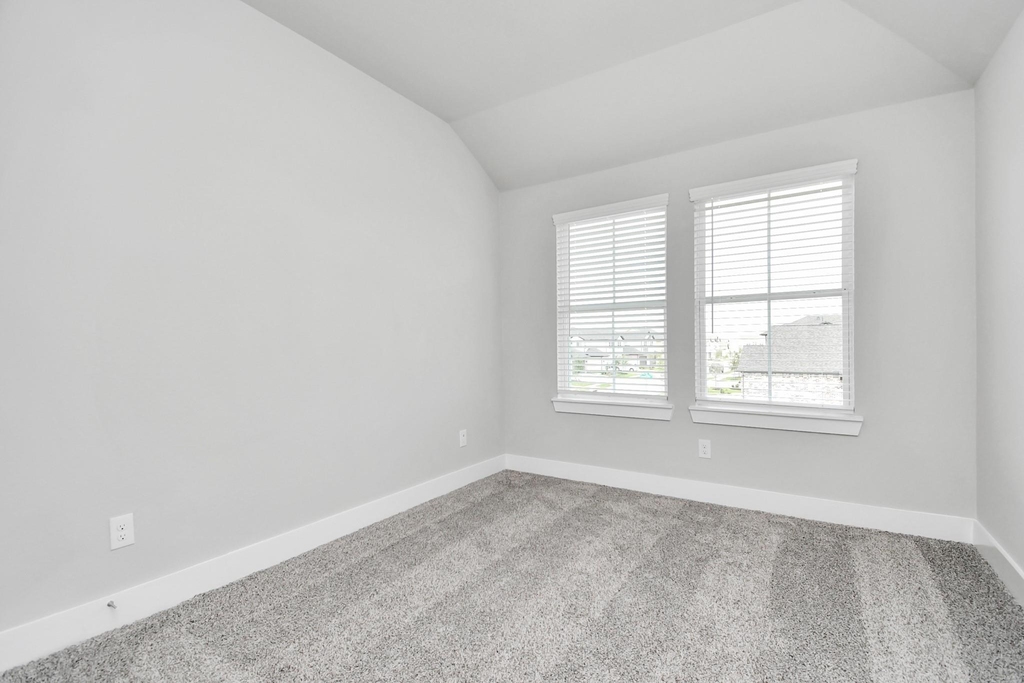 21047 Bay Village Drive - Photo 12