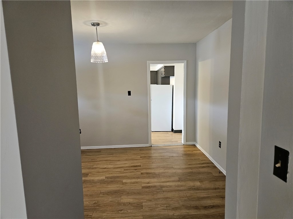 537 6th St - Photo 5