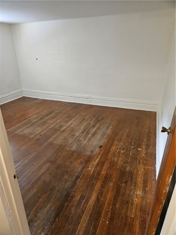 537 6th St - Photo 17