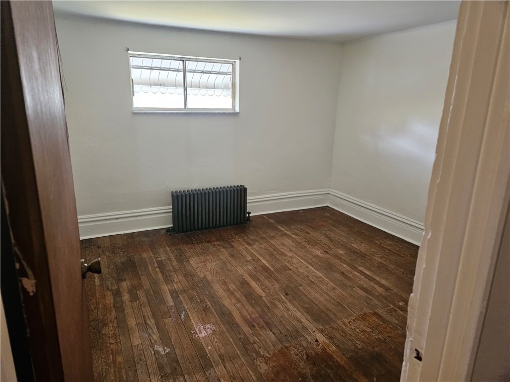 537 6th St - Photo 18