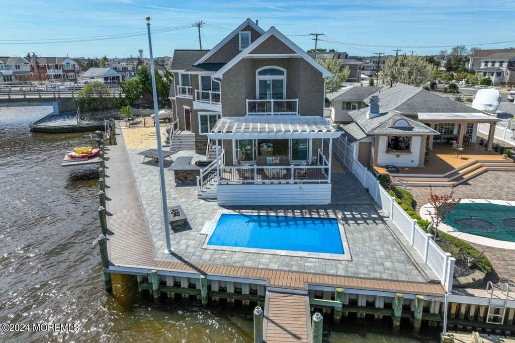 1 Pershing Boulevard - Photo 42