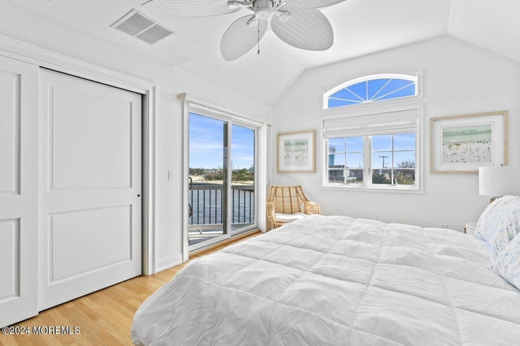 1 Pershing Boulevard - Photo 25