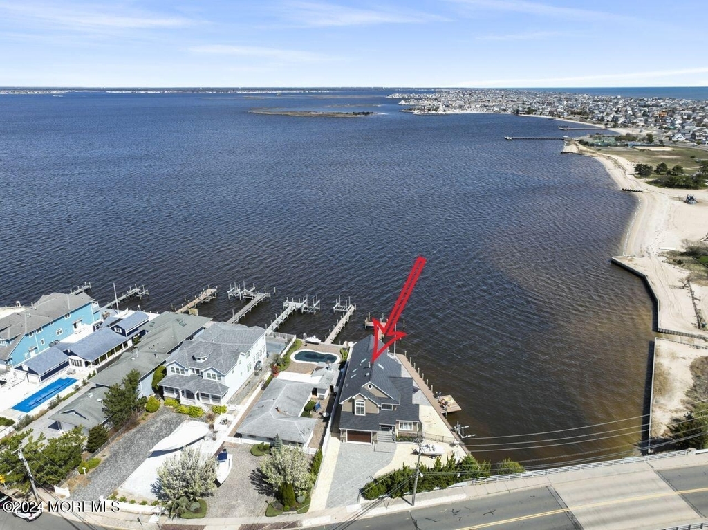 1 Pershing Boulevard - Photo 49