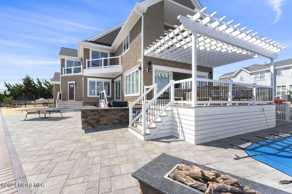 1 Pershing Boulevard - Photo 45