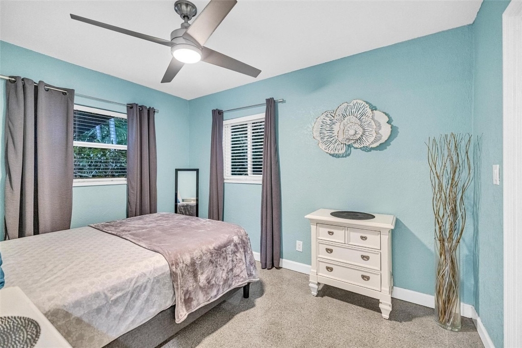 1715 Ne 11th Street - Photo 18