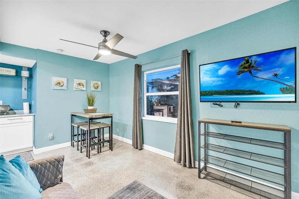 1715 Ne 11th Street - Photo 7