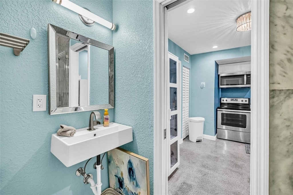 1715 Ne 11th Street - Photo 20