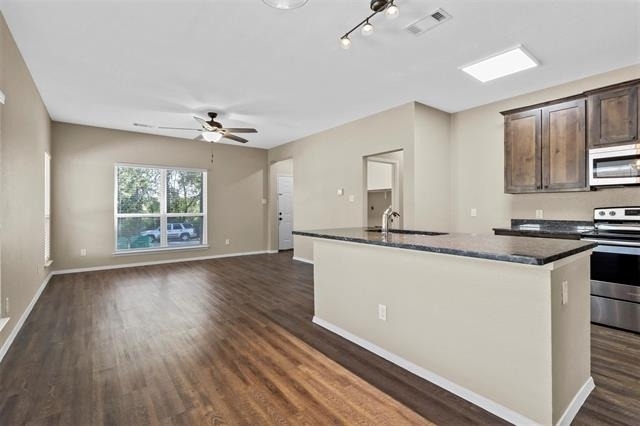 427 Jannie Street - Photo 10