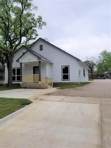 427 Jannie Street - Photo 0