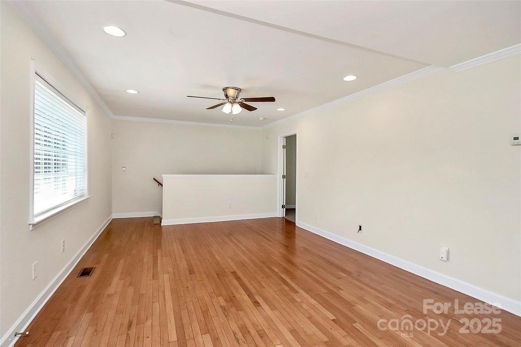 1005 Rainbow Drive - Photo 7