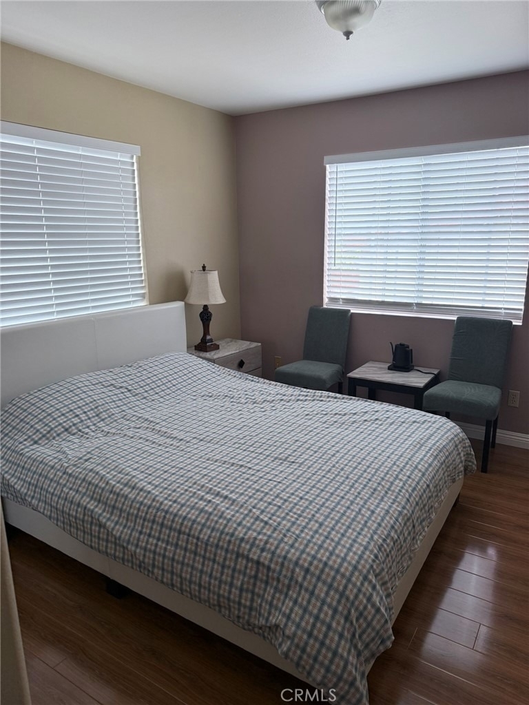 1519 Prospect Avenue - Photo 2