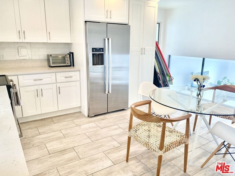 18203 Coastline Drive - Photo 7