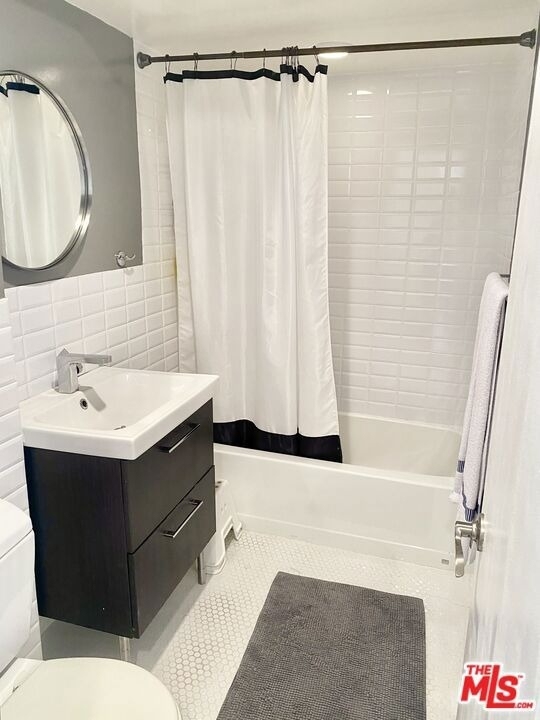 18203 Coastline Drive - Photo 22