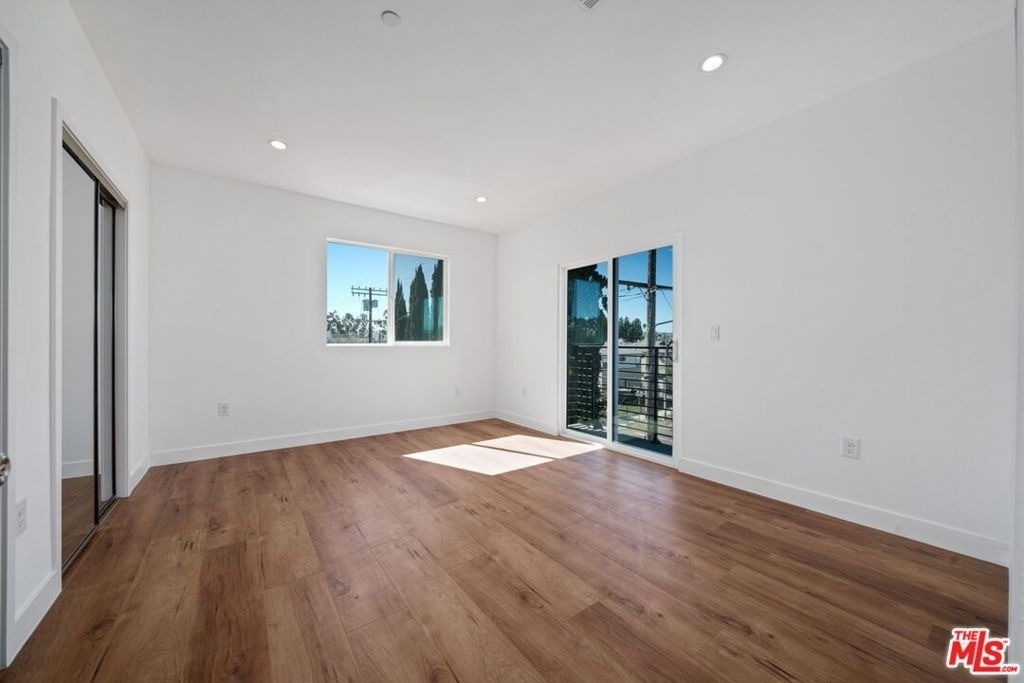 6338 Beck - Photo 5