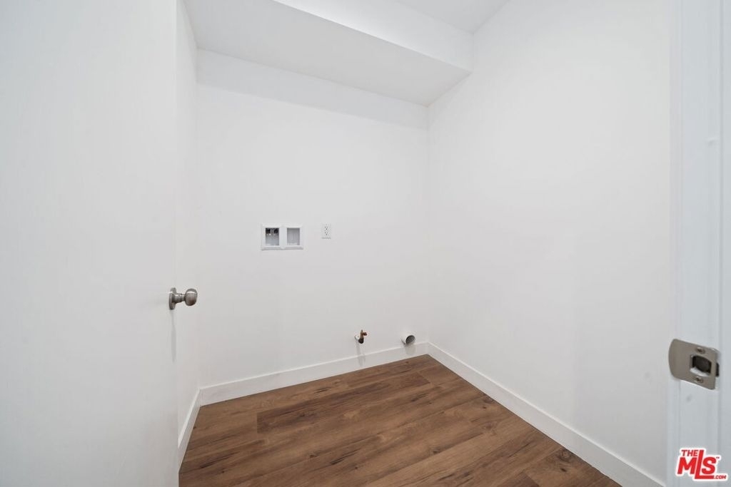 6338 Beck - Photo 10