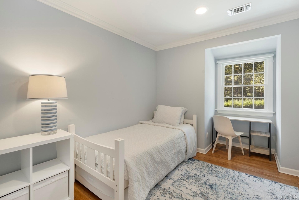 44 Midhampton Avenue - Photo 18