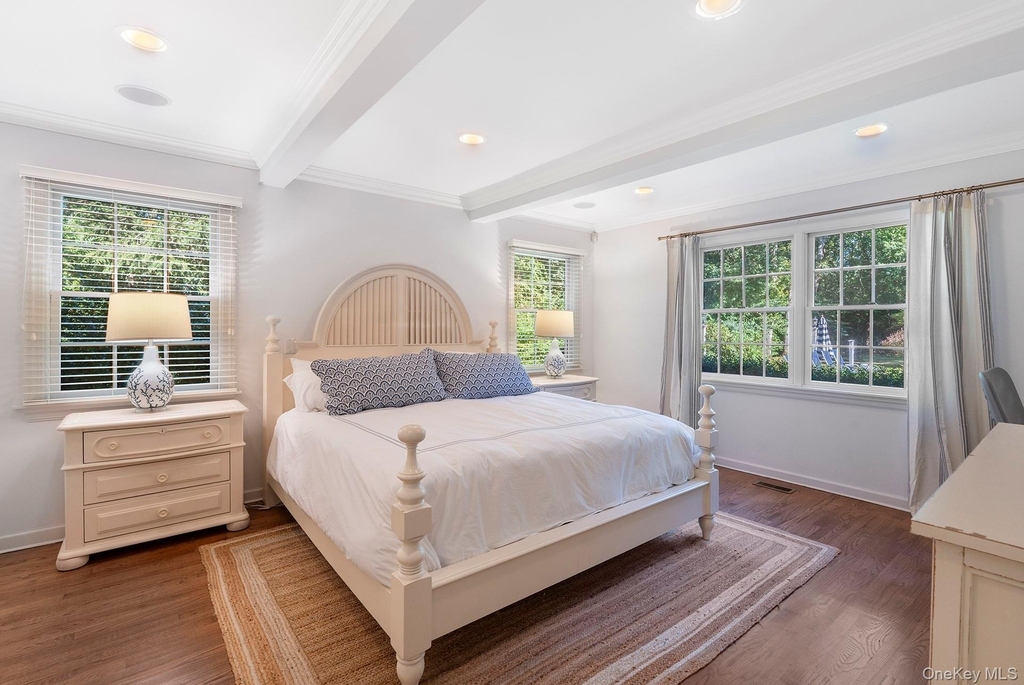 44 Midhampton Avenue - Photo 12