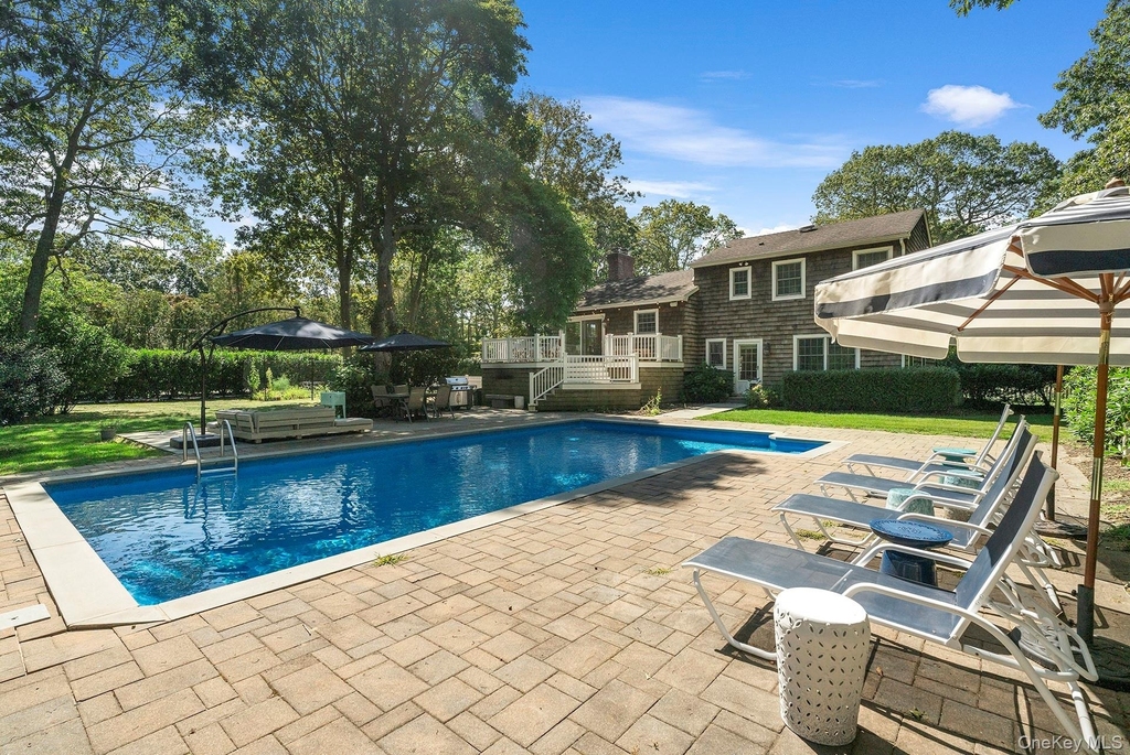 44 Midhampton Avenue - Photo 2