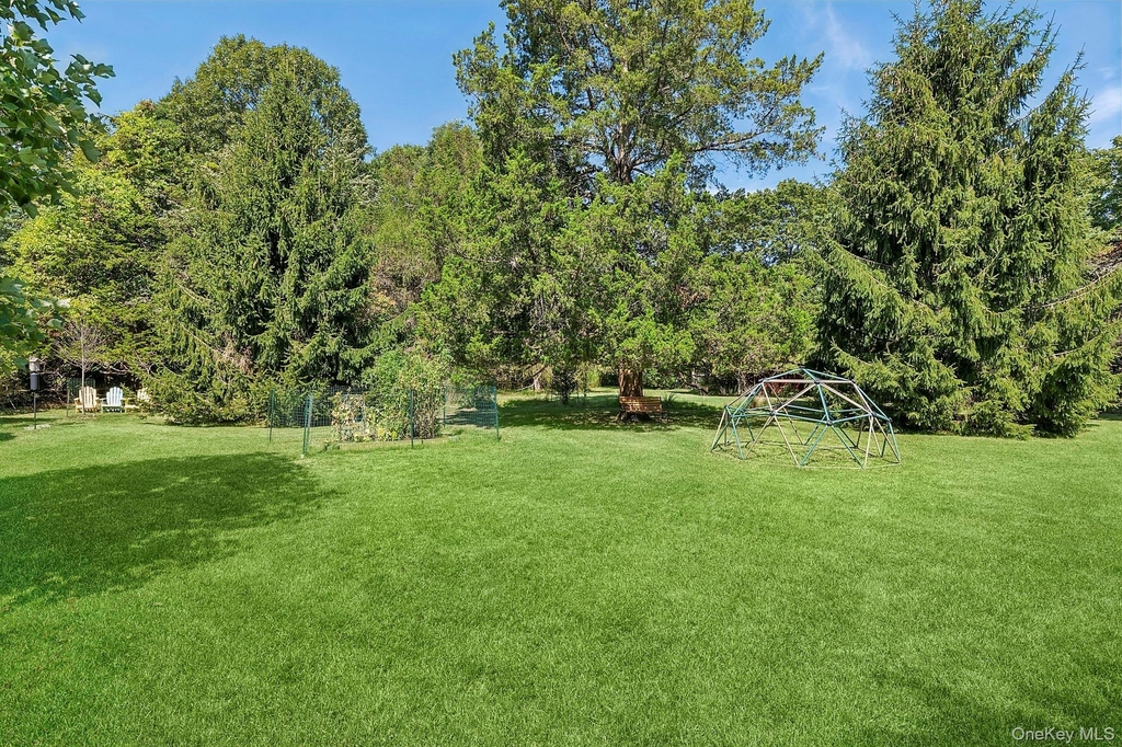 35 Bayberry Lane - Photo 3