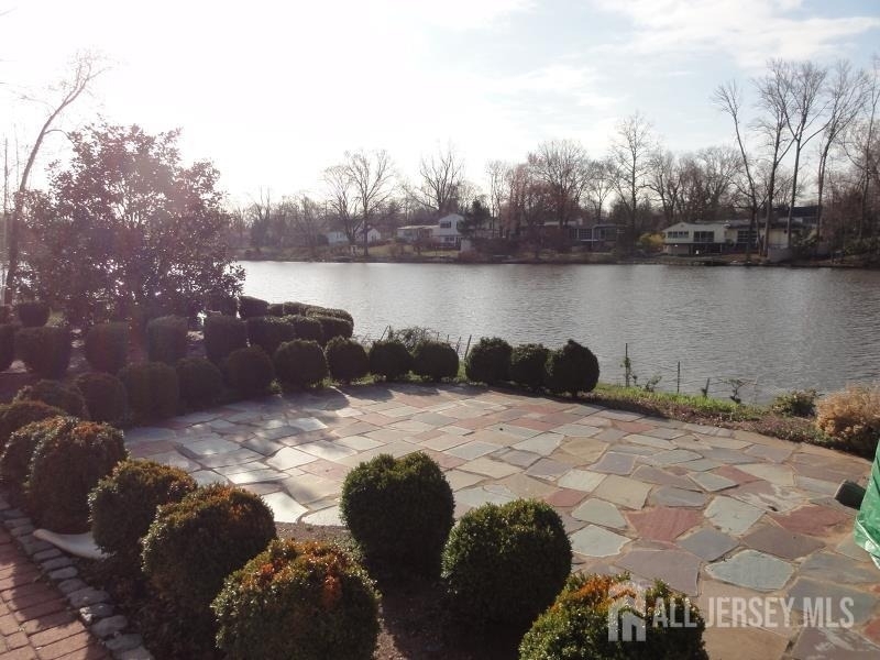 45 N Lakeside Drive - Photo 4