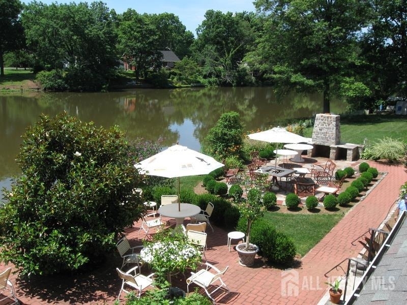 45 N Lakeside Drive - Photo 2