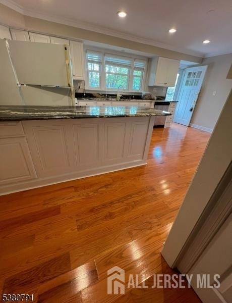 45 N Lakeside Drive - Photo 1