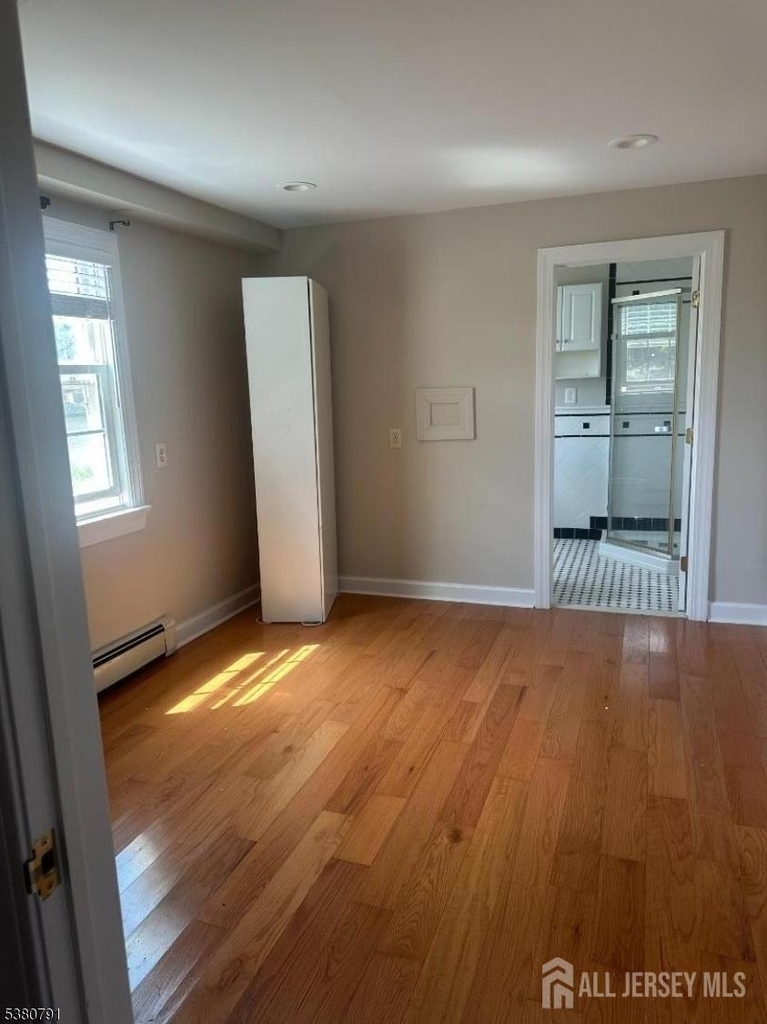 45 N Lakeside Drive - Photo 2