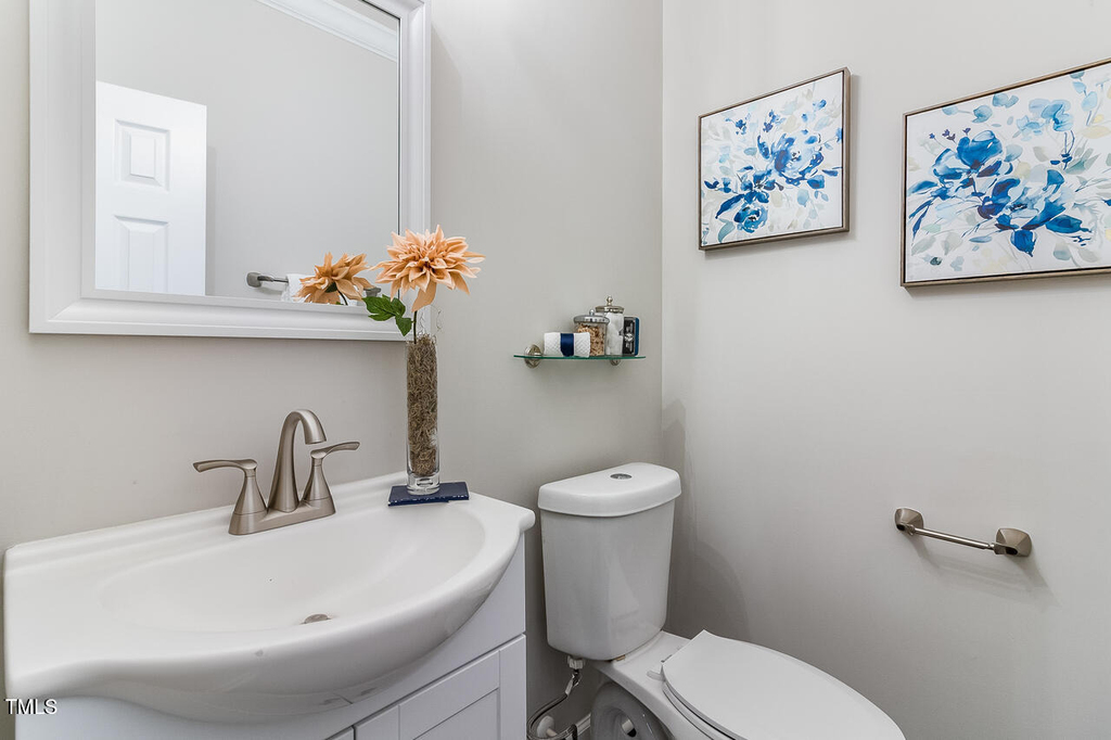 2902 Framer Lane - Photo 18