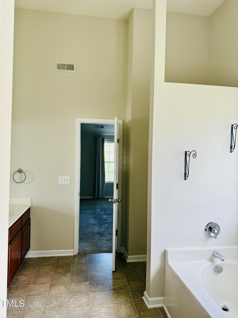 2902 Framer Lane - Photo 24