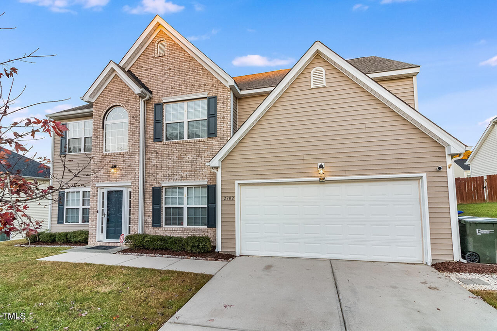 2902 Framer Lane - Photo 2