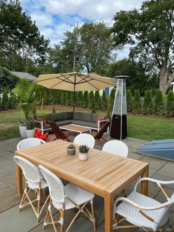 8 Clinton Avenue - Photo 1