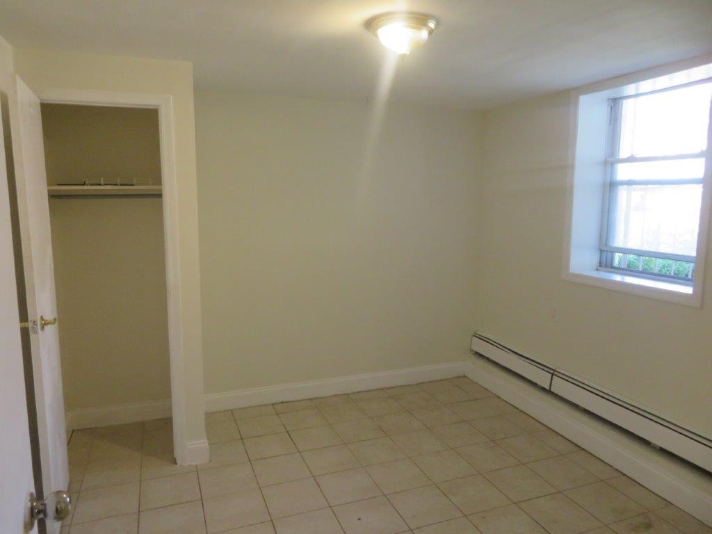 East 55th Street - Photo 2