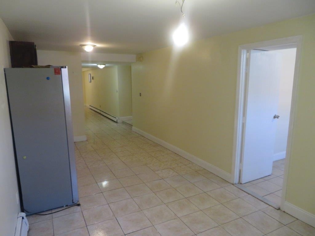 East 55th Street - Photo 1