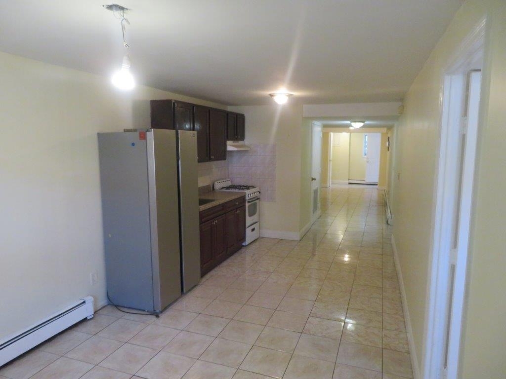 East 55th Street - Photo 6