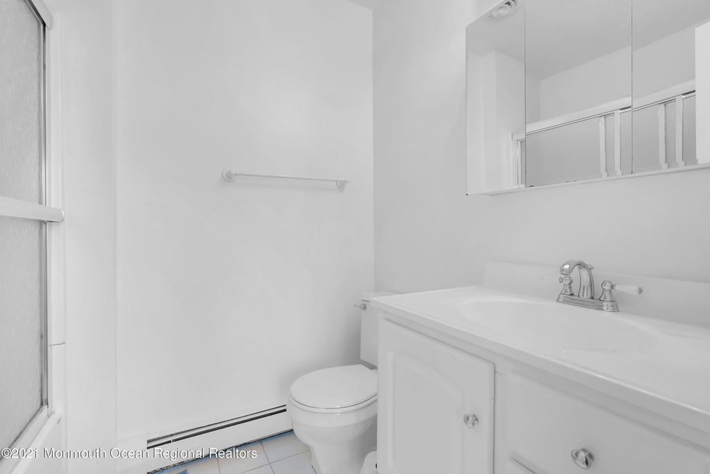 45 Roslyn Court - Photo 19