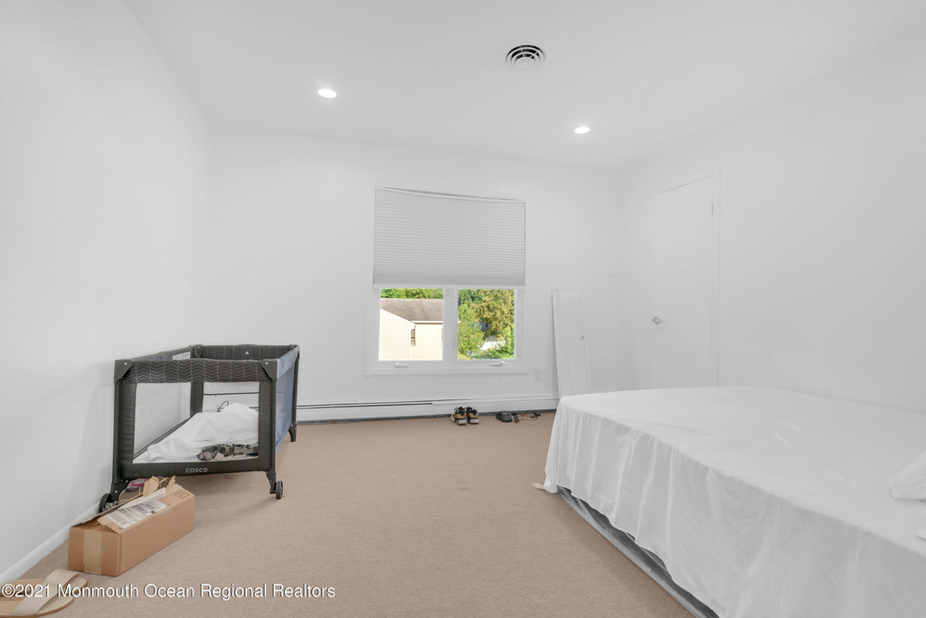 45 Roslyn Court - Photo 12