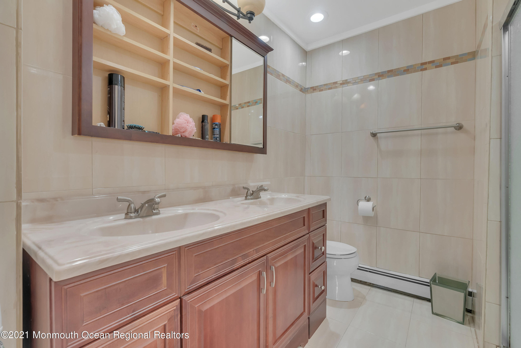 45 Roslyn Court - Photo 22