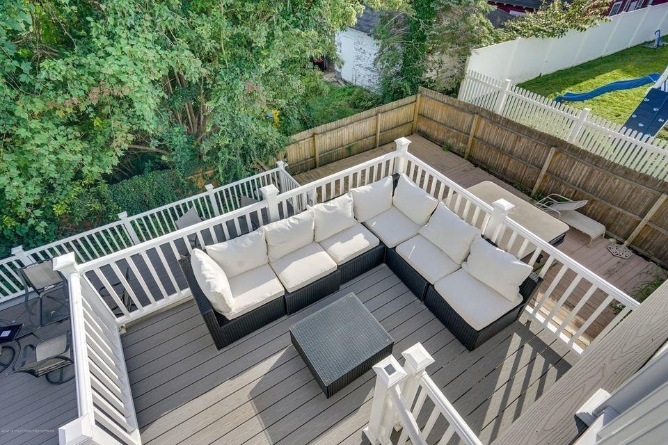 45 Roslyn Court - Photo 24