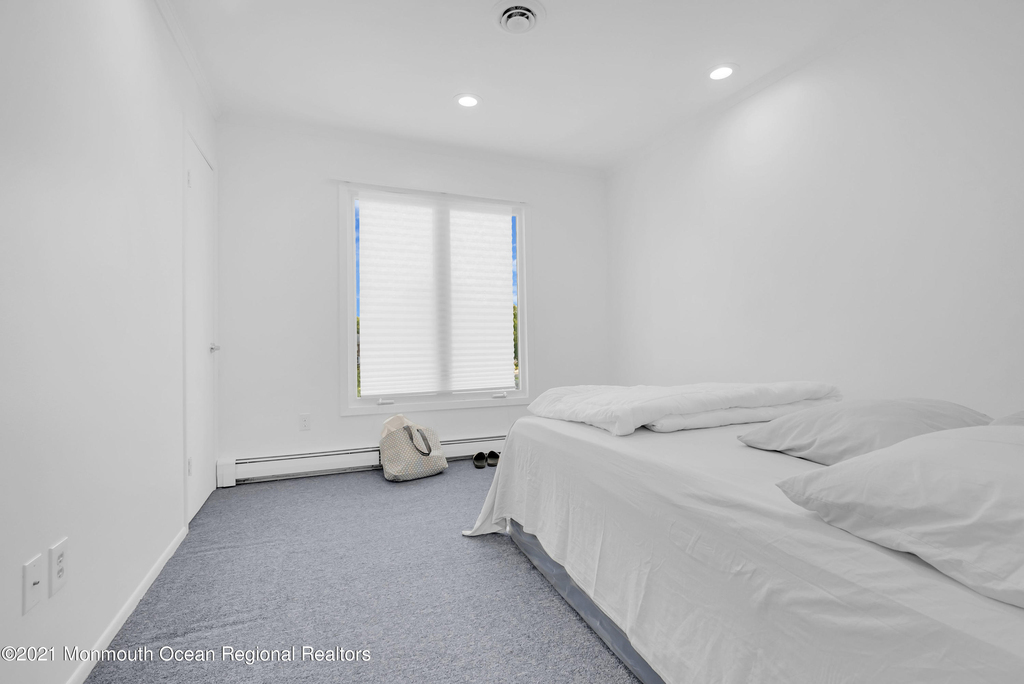 45 Roslyn Court - Photo 10