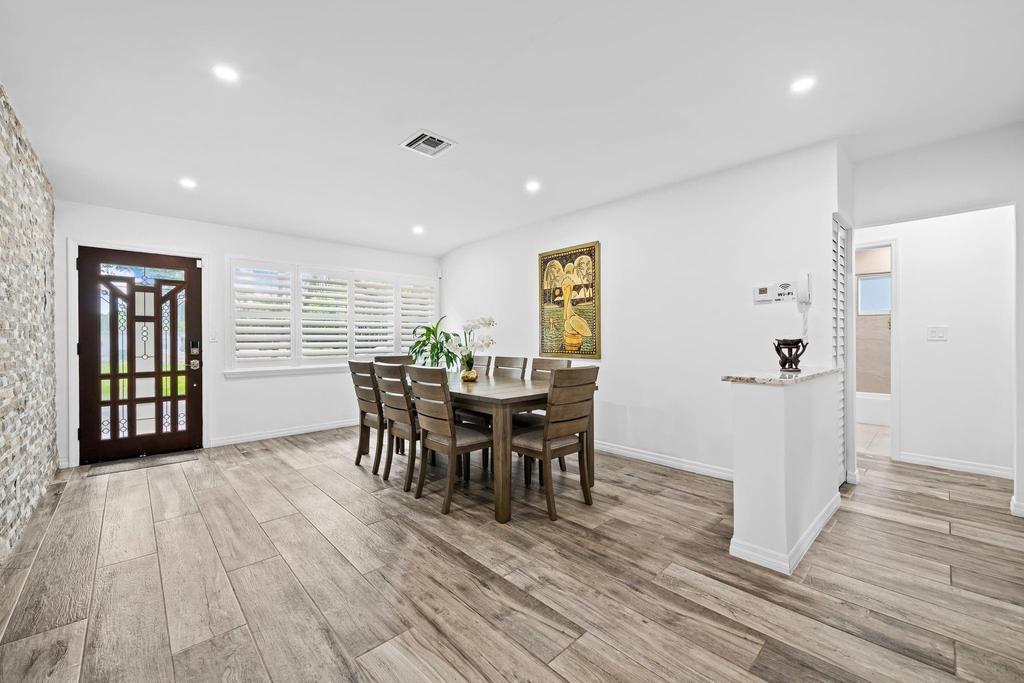 1300 Sw 17th Street - Photo 3